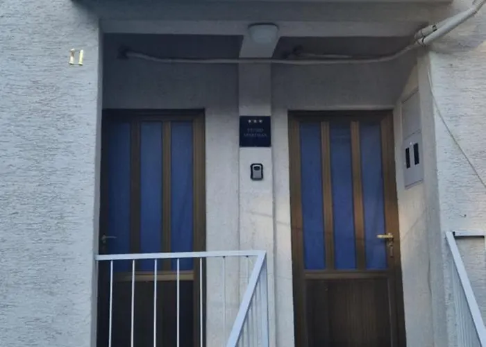 Blue Lagoon Studio Apartments
