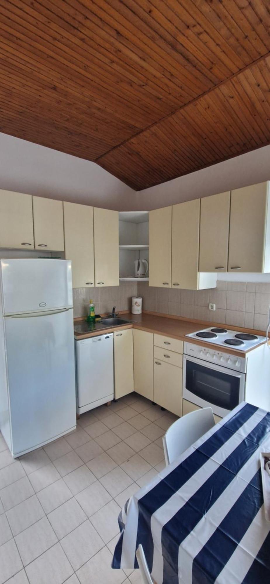 Blue Lagoon Apartment *